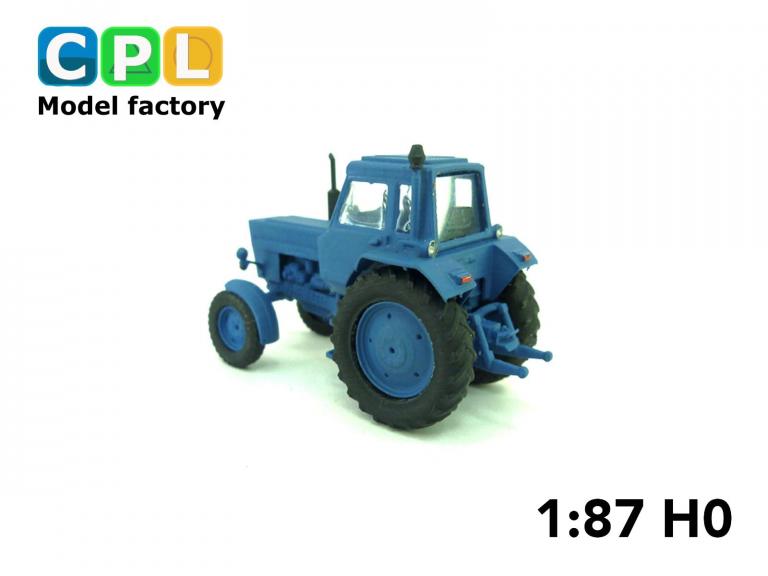 Traktor Belaruss MTS-80 kleine Kabine blau Bj 1978